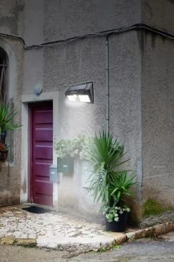 LED-aurinkokenno Seinävalaisin Sensorilla LED/1,2W/3,7V IP54